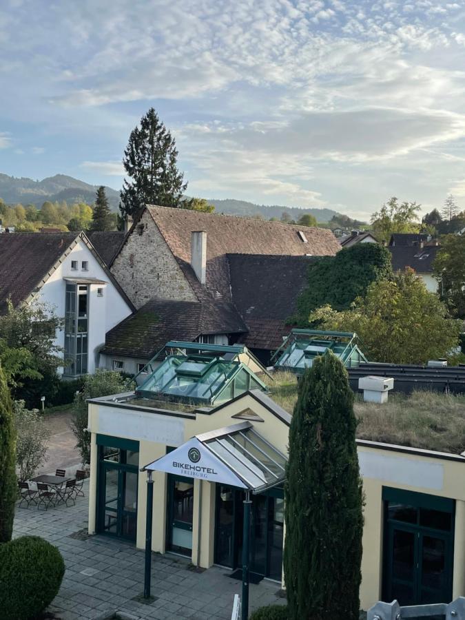 Bike- Und Ferienhotel Freiburg Merzhausen Exterior foto